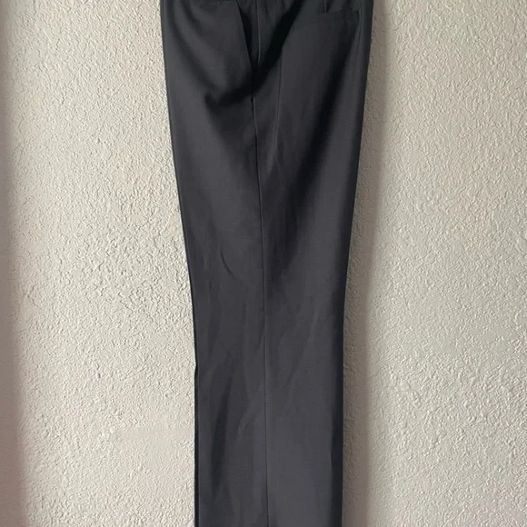 Calvin Klein 2-piece suit - Picture 8 of 8